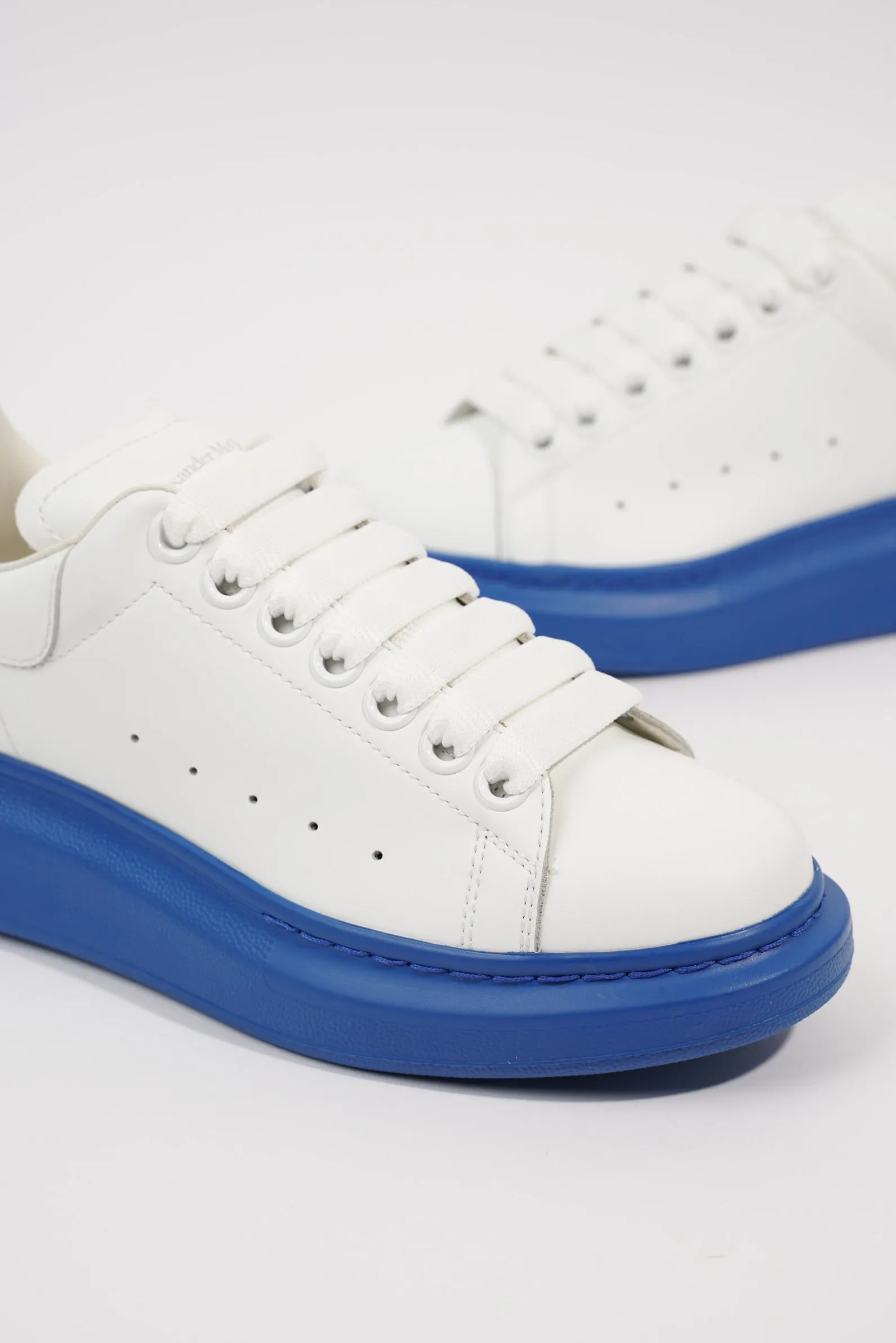 Alexander McQueen Womens Oversized Sneaker White Blue Sole EU 36 / UK 3