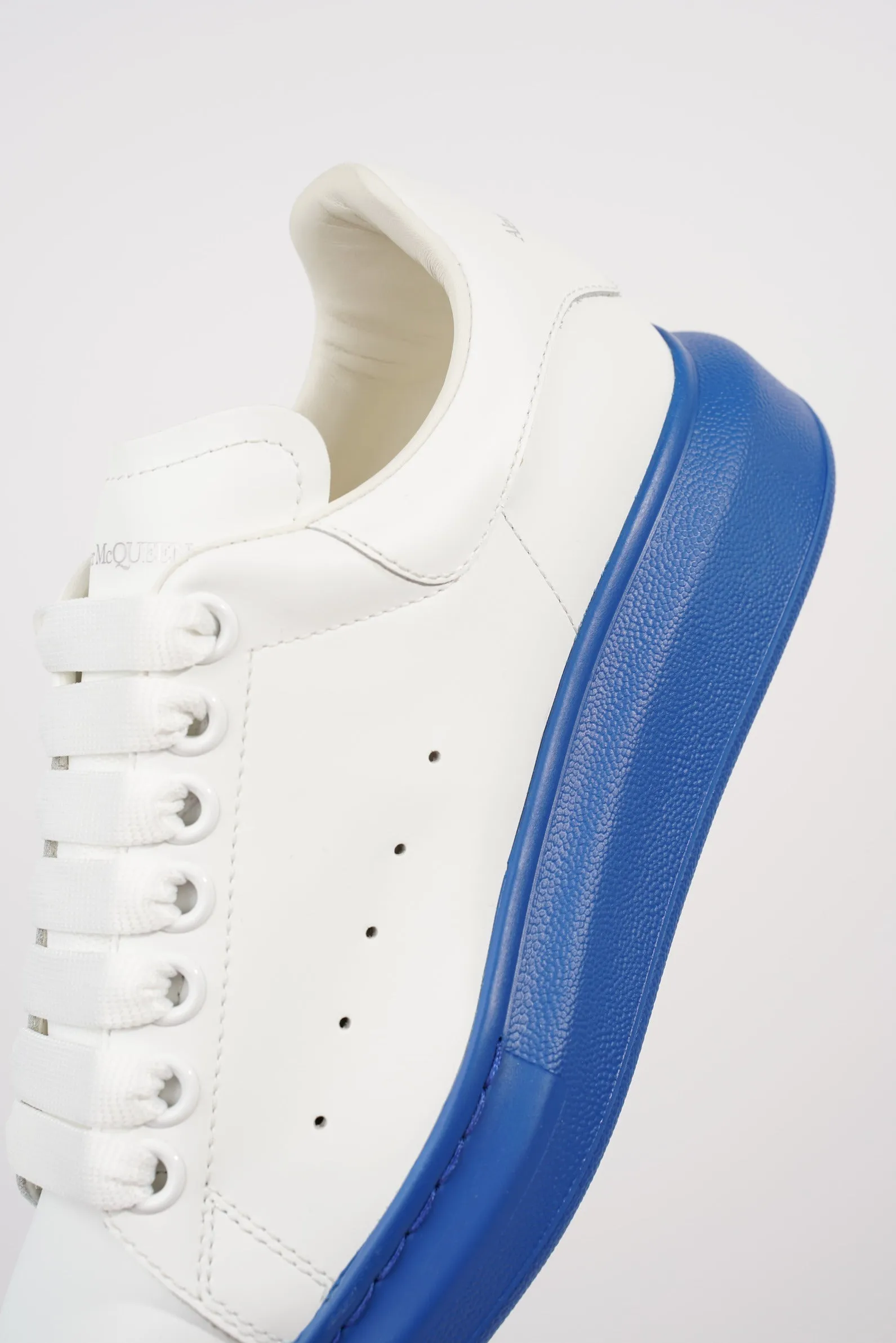 Alexander McQueen Womens Oversized Sneaker White Blue Sole EU 36 / UK 3